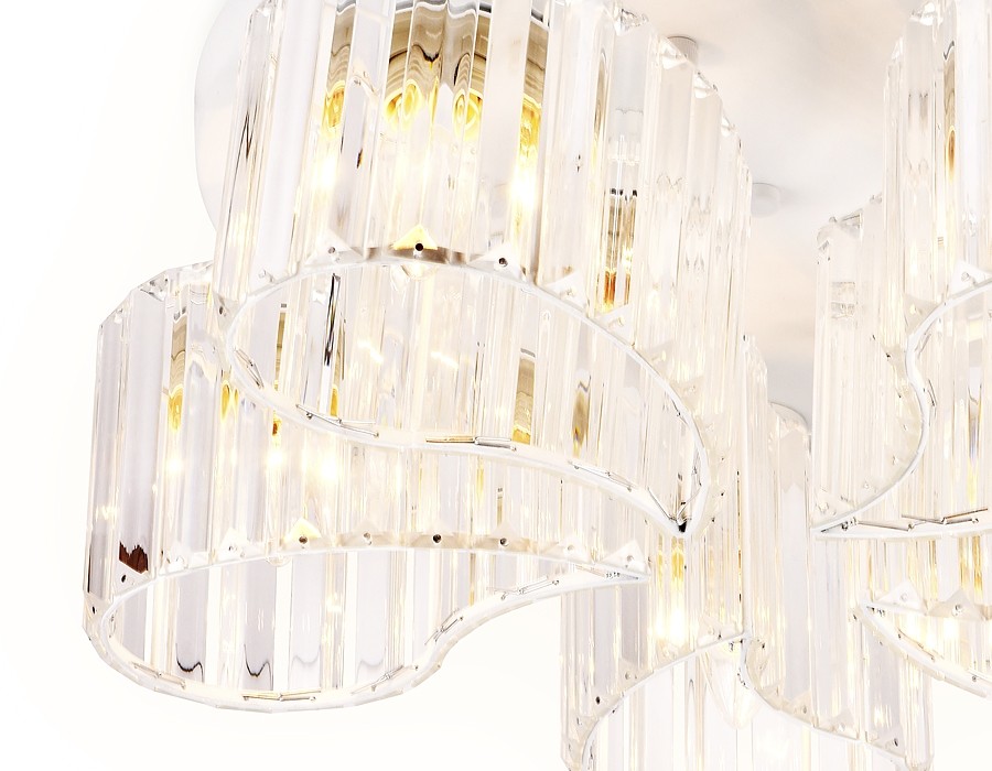Потолочная люстра Ambrella light Traditional TR5201