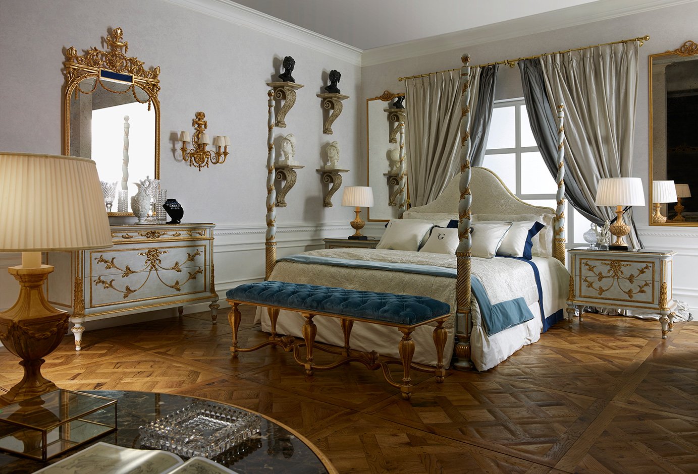 Комод в спальню 1409 Neoclassical French